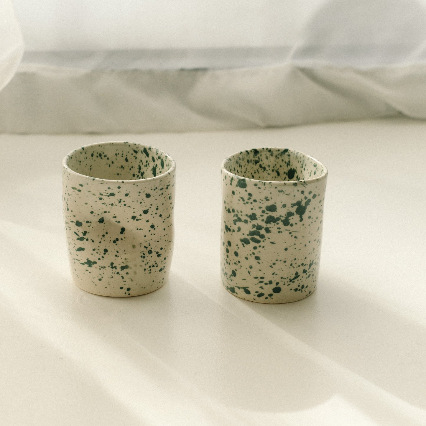 Handmade ceramic coffee cup, iced latte cup, 16 oz cup, stoneware, pink ceramics. Casa Azua.