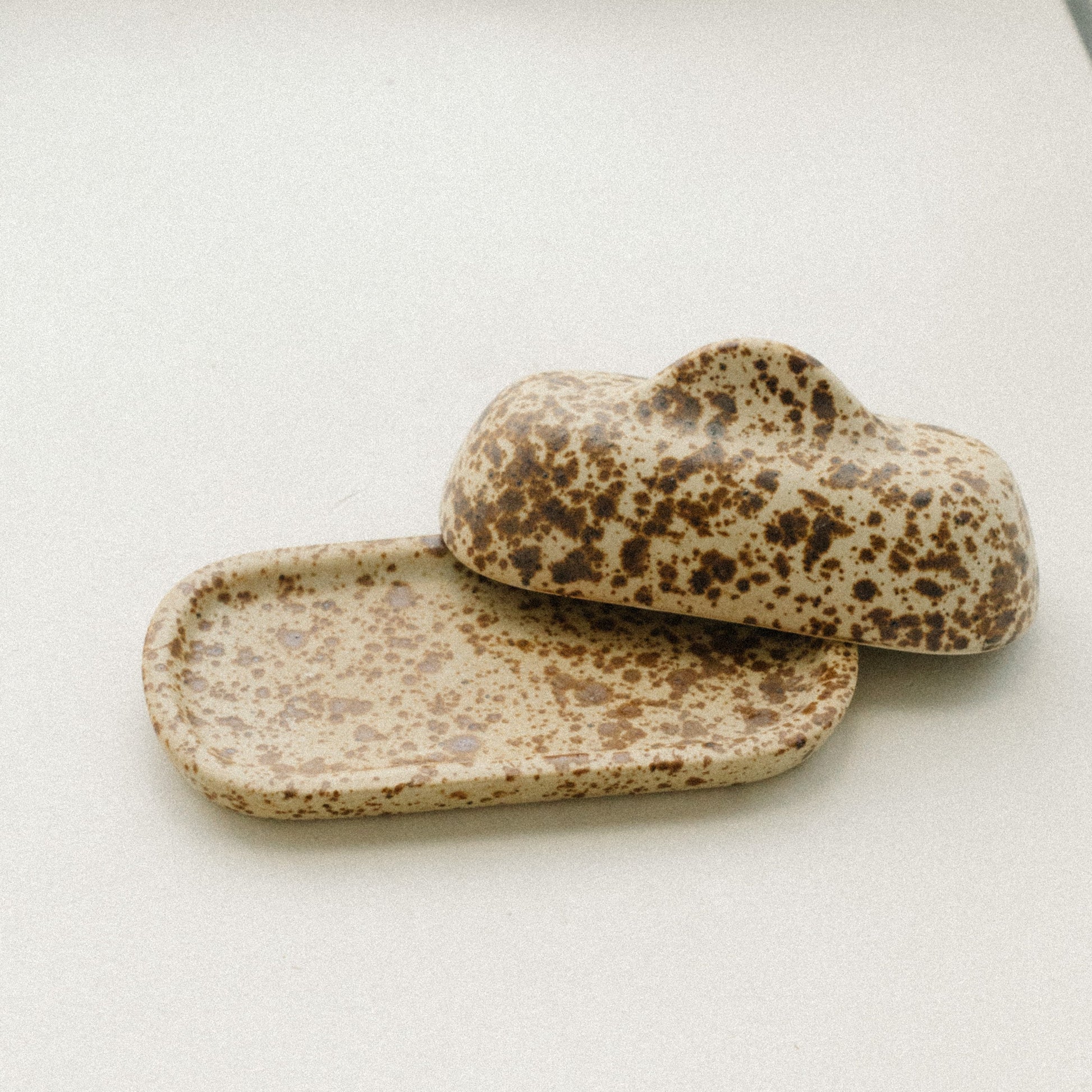 Handmade ceramic butter dish, brown speckles butter dish, stoneware, casa azua, tabletop.