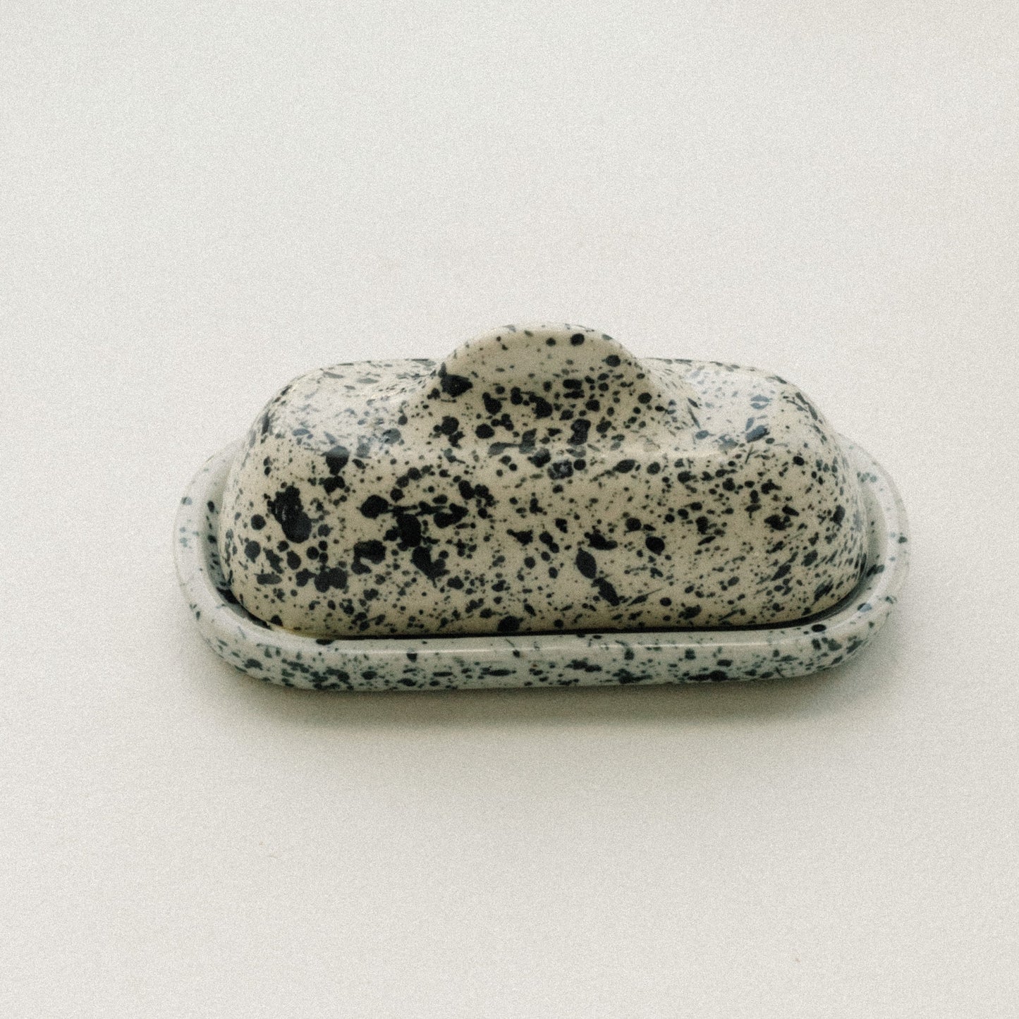 Handmade ceramic butter dish, black and white, speckles butter dish, stoneware, casa azua, tabletop.