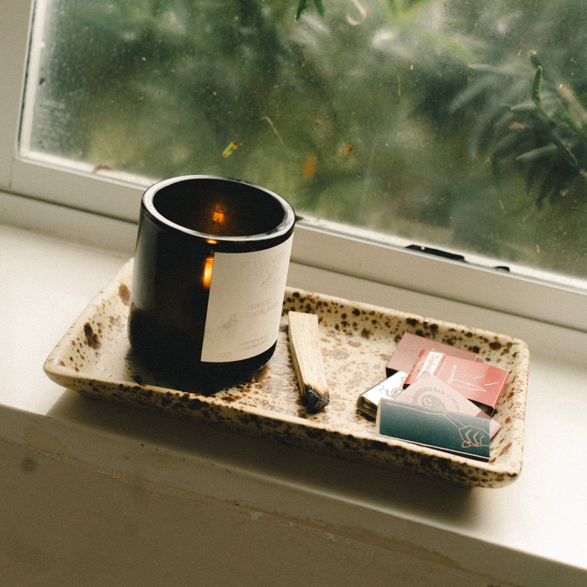 Tierra Rectangular Tray